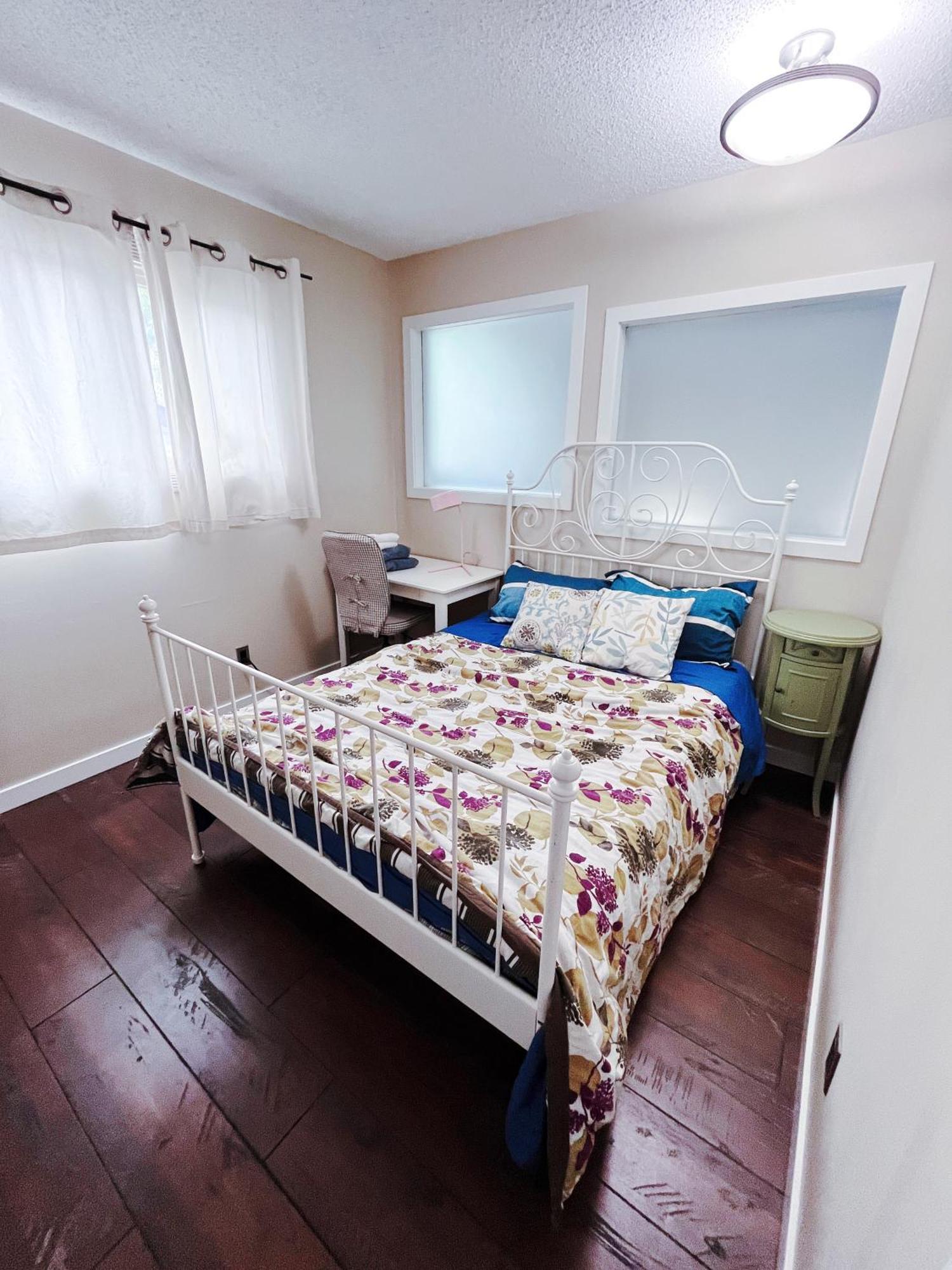 Ferienwohnung Calgary-Banff House Close Lrt&Dt&Free Parking Exterior foto